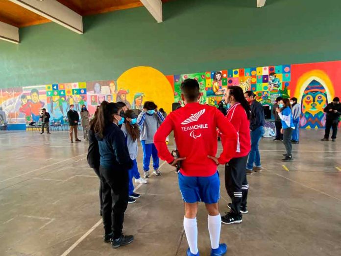 Bupa Chile junto al comité paralímpico lanzan programa que fomenta el deporte inclusivo en colegios