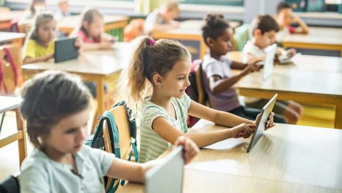 La alfabetización digital y su importancia para lograr una educación integral en 2022