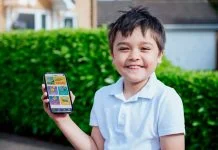 ¿Tu hijo usa mucho el celular? Descubre cómo puede ser una herramienta para incentivar la lectura 