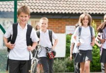 ¿Buscas el mejor calzado escolar? Especialistas aseguran que éste no debe durar más de tres meses