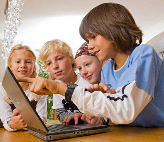 Padres consideran que la formación de buenos hábitos digitales en los niños debe ser una labor compartida, revela estudio de Kaspersky