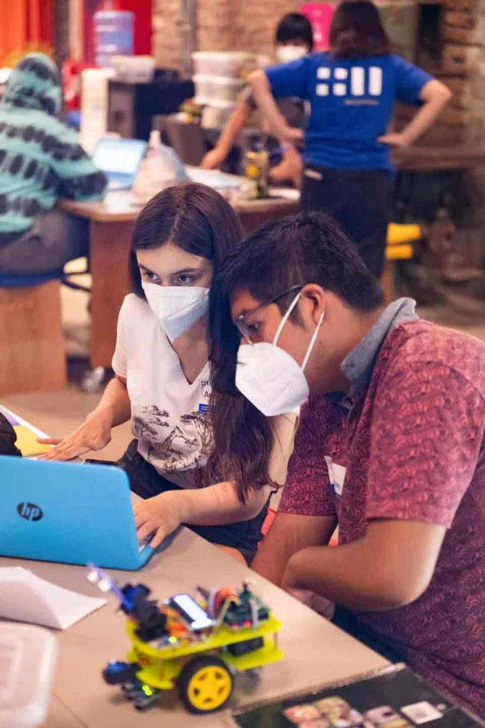 Vuelven los talleres de robótica en USM para alumnos de 7° a 3°medio