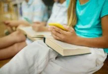 Adicción a las pantallas: el peligroso comportamiento de niños y niñas frente a la tecnología