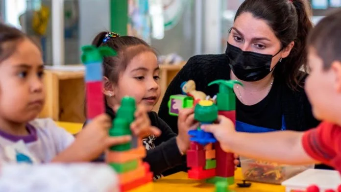 colegios y jardines infantiles postulen proyectos de aprendizaje socioemocional