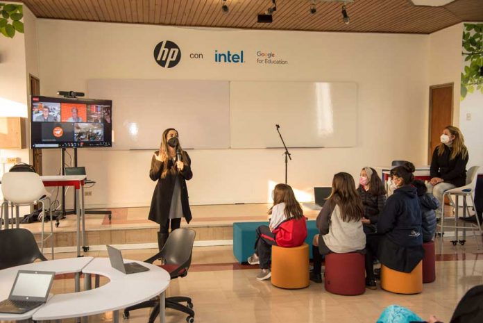 HP inaugura la primera sala de clases Reinvent The Classroom (RTCi) en Chile