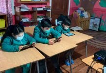 No tenían conexión ni señal: estudiantes de Pirihueico acceden a internet de calidad gracias a antena satelital