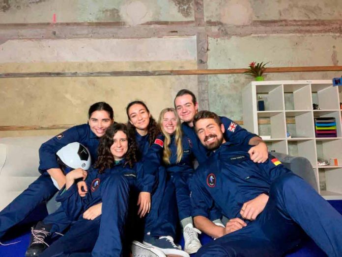 Testimonio de joven chilena astronauta análoga tras Misión Asclepios II en Suiza