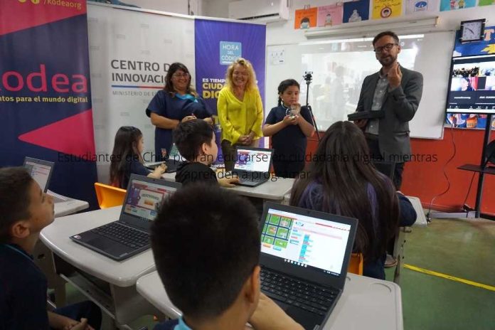 Estudiantes de Chile podrán educarse en ciudadanía digital mientras aprenden a programar