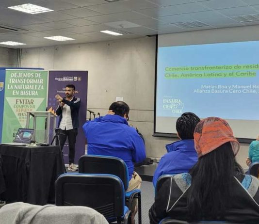 Seminario en el IP Virginio Gómez abordó los efectos de la contaminación por plásticos