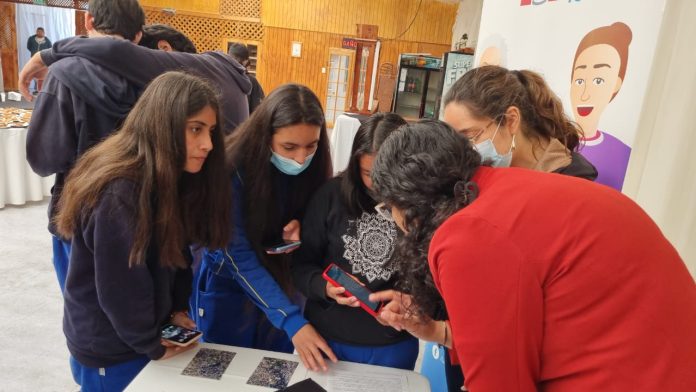 La empresa SQM, en alianza con la startup chilena de EdTech Lab4U y Fundación VOA, finalizó con éxito la segunda versión del programa NorTEduca, creado con el objetivo de contribuir al mejoramiento de la calidad de la enseñanza en establecimientos educativos ubicados en el norte del país.