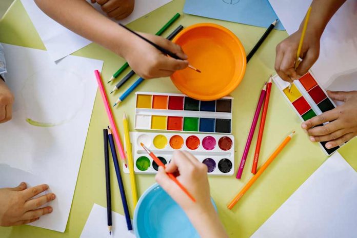 Guía para elegir artículos escolares seguros y libres de tóxicos Guía para elegir artículos escolares seguros y libres de tóxicos
