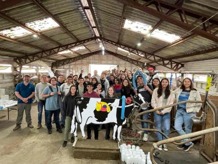 Estudiantes de Agronomía conocieron avances de investigación en temas de cambio climático y alimentos con valor agregado