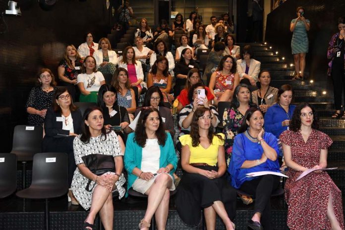 Subsecretaría de Educación Superior crea la primera Red de Rectoras Subsecretaría de Educación Superior crea la primera Red de Rectoras de universidades, centros de formación técnica e institutos profesionales
