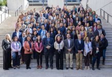 Docentes abordan los beneficios y riesgos del uso de la inteligencia artificial en las aulas