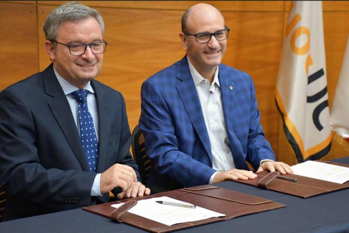 SONDA y Duoc UC firman alianza para la investigación y promoción de la tecnología en la academia