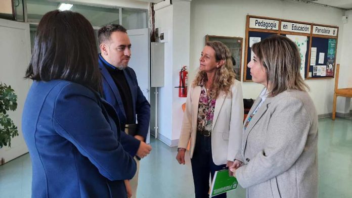 Carrera de Pedagogía en Educación Parvularia UBB y Fundación Integra se reúnen para fortalecer trabajo conjunto