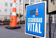 Concepción es la nueva parada del cono sonriente de 5 metros que recorre el país promoviendo la seguridad vial