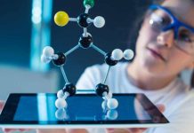 Geek Girls LatAm y las marcas John Frieda® y Jergens® se unen para traer a Chile, la Cátedra Mujer, Liderazgo y Futuro STEAM. Participa por una de las 50 becas Geek Girls LatAm y las marcas John Frieda® y Jergens® se unen para traer a Chile, la Cátedra Mujer, Liderazgo y Futuro STEAM. Participa por una de las 50 becas