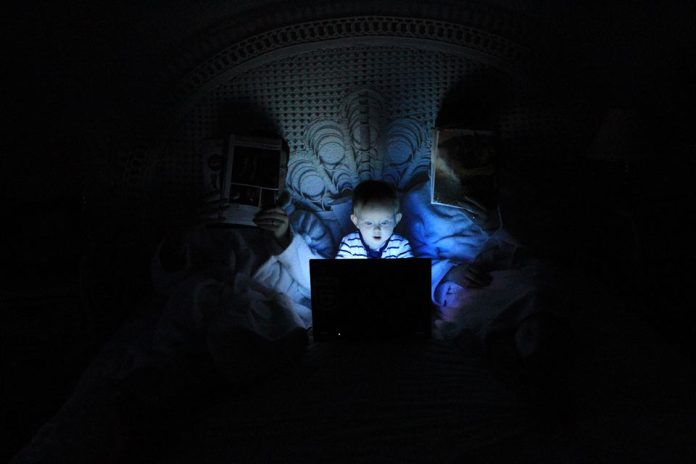 Huella digital: qué es y cómo resguardar la información de nuestros hijos e hijas en Internet Huella digital: qué es y cómo resguardar la información de nuestros hijos e hijas en Internet