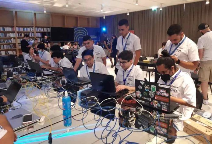 Estudiantes chilenos a mundial  de seguridad en Estados Unidos Estudiantes chilenos a mundial de seguridad en Estados Unidos