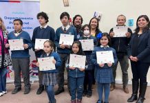 Booktubers: estudiantes de Ñuble son reconocidos por el Ministerio de Educación Booktubers estudiantes de Ñuble son reconocidos por el Ministerio de Educación