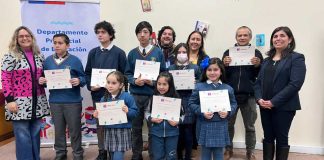 Booktubers estudiantes de Ñuble son reconocidos por el Ministerio de Educación