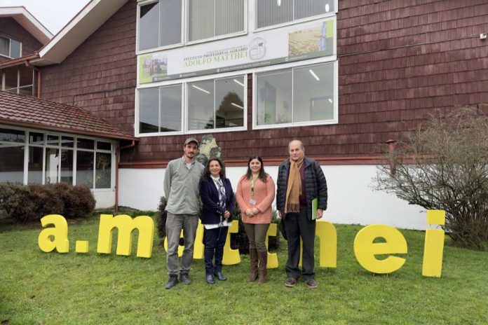 Convenio de colaboración busca fomentar la economía social y el cooperativismo en estudiantes de la región Convenio de colaboración busca fomentar la economía social y el cooperativismo en estudiantes de la región