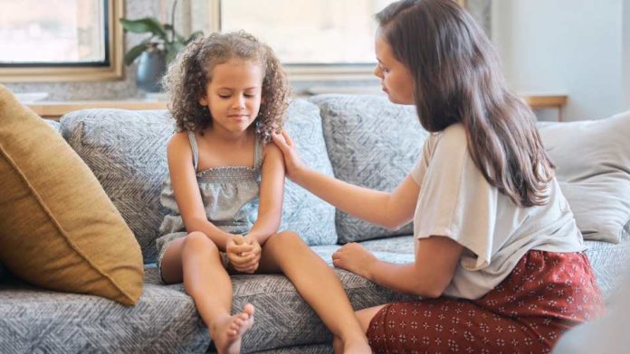 Experta entrega las claves para cuidar la salud mental de los niños