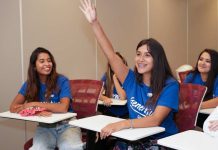 Generation Chile formó alianza con Políglota en beneficio de sus estudiantes