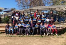 SERC Chile entrega donación de libros de educación científica a Liceo Bollenar de Melipilla