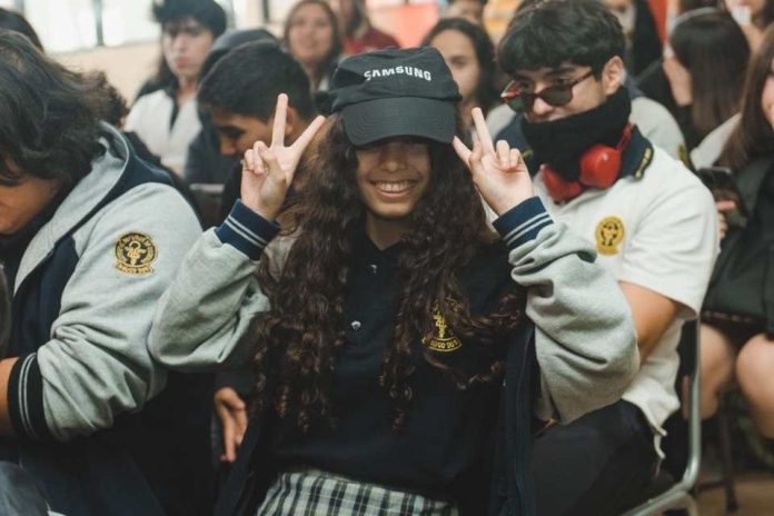 Con el mayor número de postulaciones en cinco años, Samsung Solve for Tomorrow anuncia los 50 equipos que competirán por un cupo en la final de noviembre Con el mayor número de postulaciones en cinco años, Samsung Solve for Tomorrow anuncia los 50 equipos que competirán por un cupo en la final de noviembre