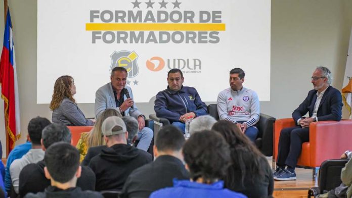 Everton y UDLA lanzan Programa de Formador de Formadores que capacitará a 45 técnicos de clubes de fútbol amateur de Viña del Mar