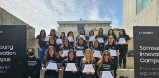 30 mujeres de Coquimbo se graduaron de curso en Big Data de Samsung 