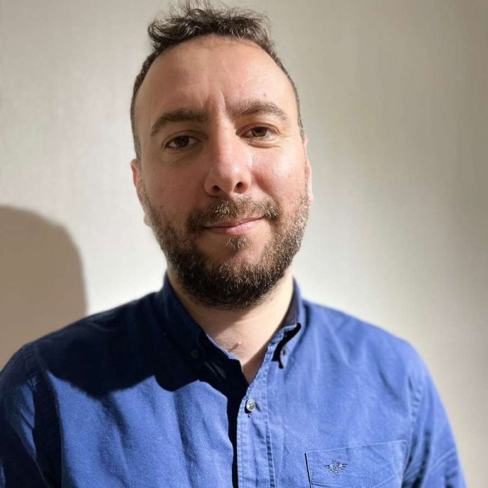 El correo en la era digital: de la tinta a los bytes