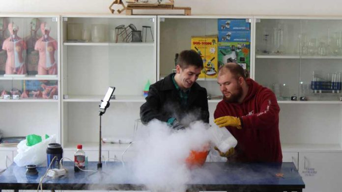 Física, tecnología y arte: CCTVal prepara actividades abiertas por Festival de la Ciencia 2023