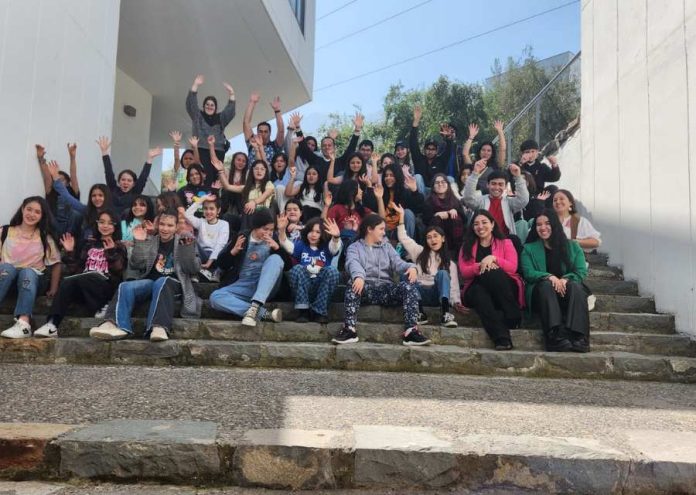 Ingeniería UAI y Data Observatory impartieron talleres de programación a niñas para motivar el conocimiento de áreas STEM en el Día de Ada Lovelace Ingeniería UAI y Data Observatory impartieron talleres de programación a niñas para motivar el conocimiento de áreas STEM en el Día de Ada Lovelace