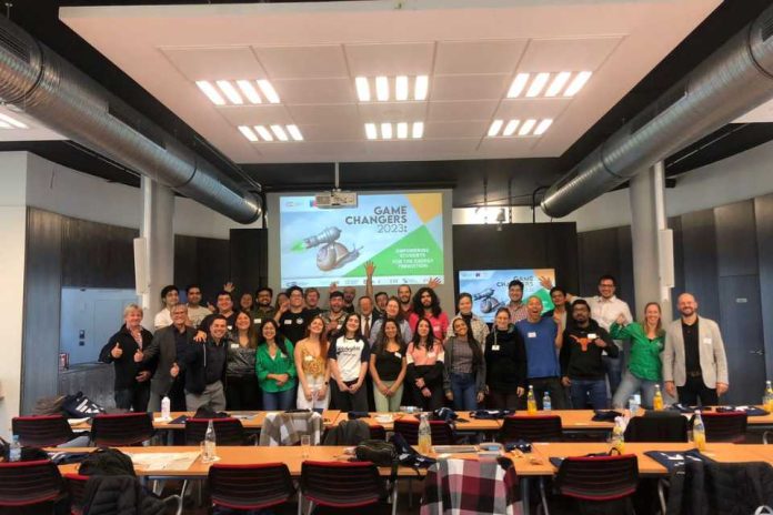 Programa chileno-alemán potencia a estudiantes en la búsqueda de nuevos modelos de negocios e innovación en el rubro de la energía