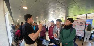 Con gran convocatoria de estudiantes se realizó primera feria profesional de Química de la PUC