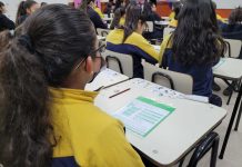 Autoridades del Mineduc supervisan el inicio de la aplicación del Simce para 4° básico en todo el país