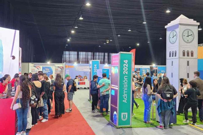 Hasta este miércoles se extenderá 20a versión de la Feria de Postulación y Matrícula de Educación Superior