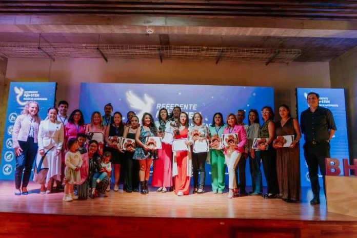 Mujeres referentes STEM fueron reconocidas por su trayectoria y aporte a la región de Antofagasta