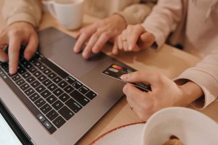 Crece la implementación de medios de pago en centros educativos Crece la implementación de medios de pago en centros educativos