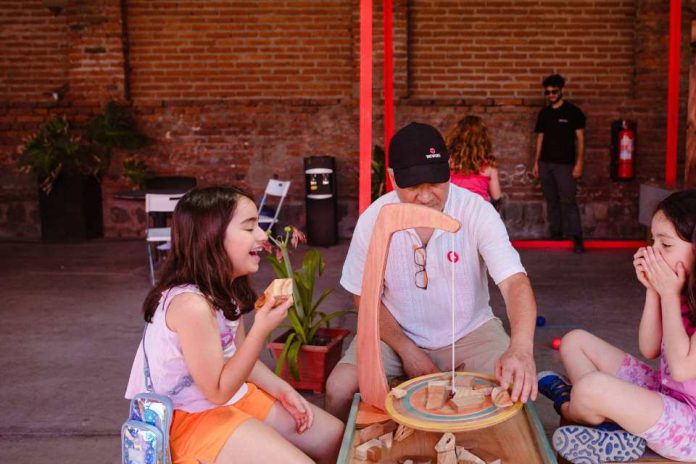 De la risa también se aprende: cinco beneficios del humor en educación