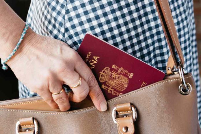 Golden Visa Ventajas de la inversión inmobiliaria en España: chilenos pueden obtener residencia y el anhelado pasaporte a través de la Golden Visa