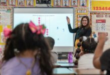 Educadores chilenos podrán cursar una maestría en Estados Unidos mientras viven la experiencia de enseñar fuera de su país