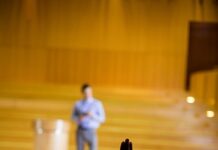 Expertos entregan claves para la transformación de la educación en la era digital Expertos entregan claves para la transformación de la educación en la era digital