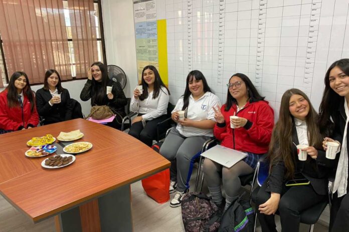 Nestlé Chile da la bienvenida a más de 100 nuevos jóvenes a su programa de Educación Dual