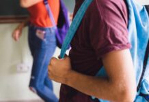 Plan Islandia: El revolucionario proyecto para reducir el consumo de sustancias entre jóvenes