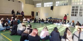 Estudiantes aprovechan vacaciones de invierno para ser parte del English Winter Camps 2024