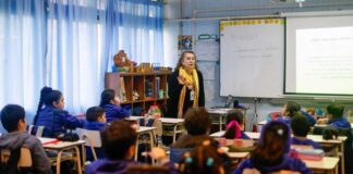 Asistencia escolar promedio a abril mejoró respecto a 2023 y se observan 560 mil estudiantes menos en inasistencia grave y reiterada desde el regreso a clases presenciales